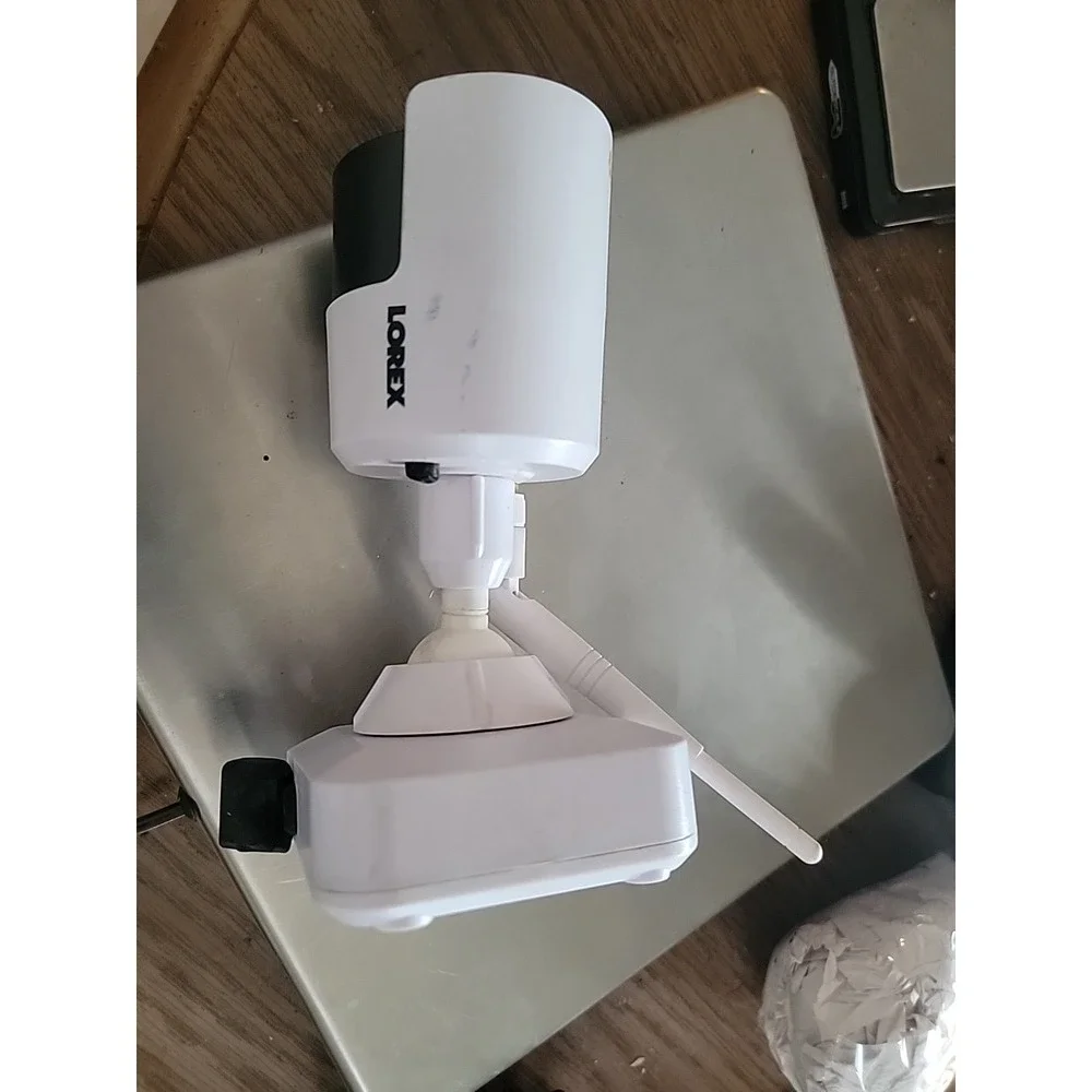 Lorex Wireless Security Camera  As-Is Parts Repair No Cords
